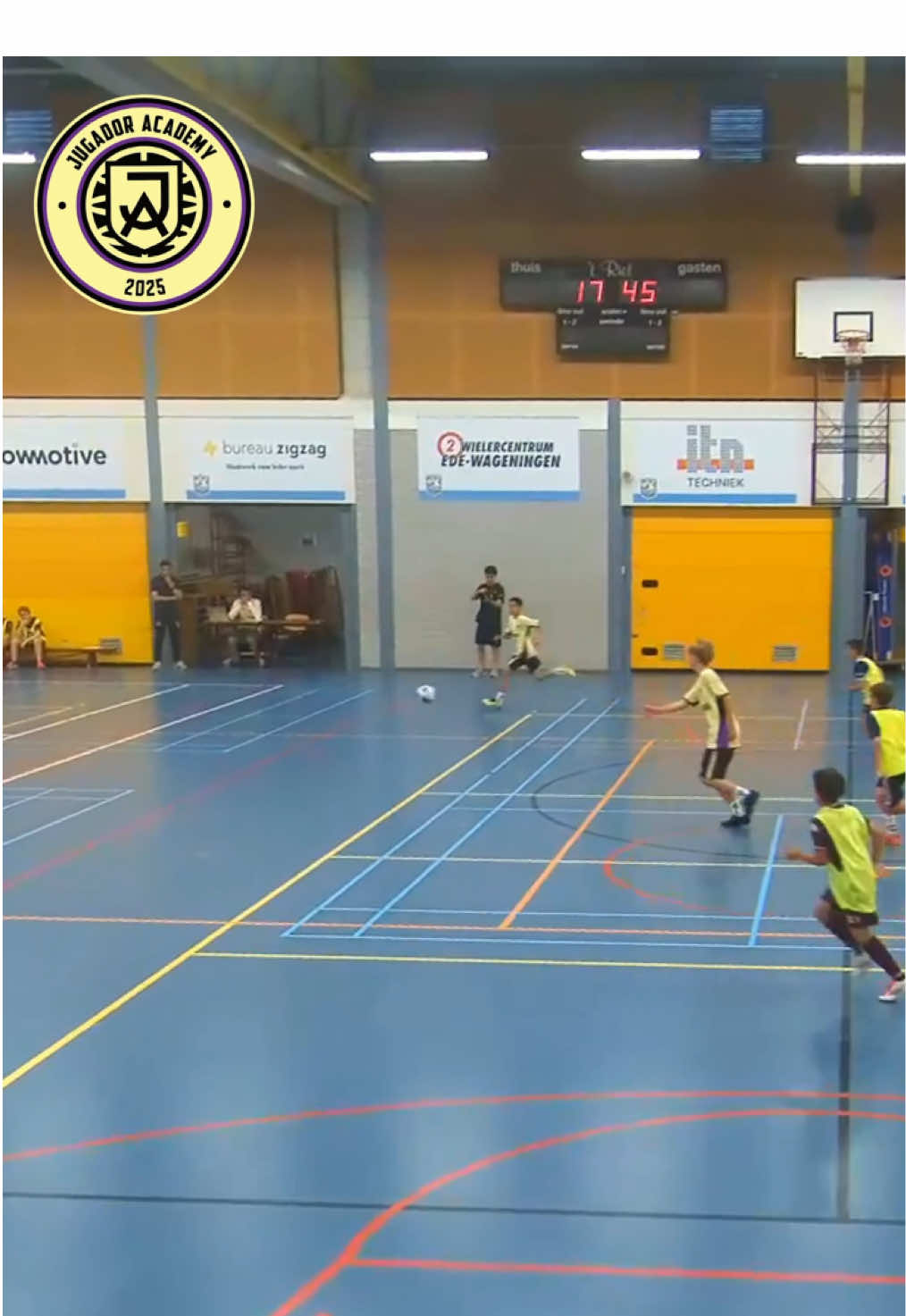 Remember the name Rayan aheddouch🥶 #jugadoracademy #vira #viraal #futsal 