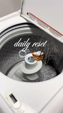 Resetting my space, mind, and mood 🧘‍♀️✨ #DailyReset #SelfCare #melaniestaar #fyp 