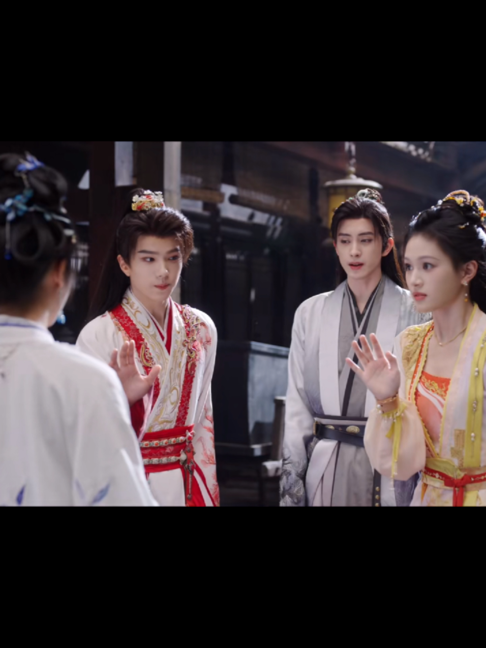 Ini Yan Chi sama Shen Wan berasa meranin emak bapak yang ngasuh anak-anak bandelnya 🤣🤣 Yg satu diceramahin yang satu di godain 🤣🤣 #aoruipeng #lilandi #yuchengen #shenyujie #coronersdiary #cdrama #dracin #cdramafyp #cdramalover 