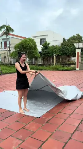 mua bạt che mưa che nắng, chống thấm cả 2 mặt, kèm sẵn cả hoen, tặng thêm móc treo#batchemuanang #batchemua #batchenangmua #batchemuachenang 