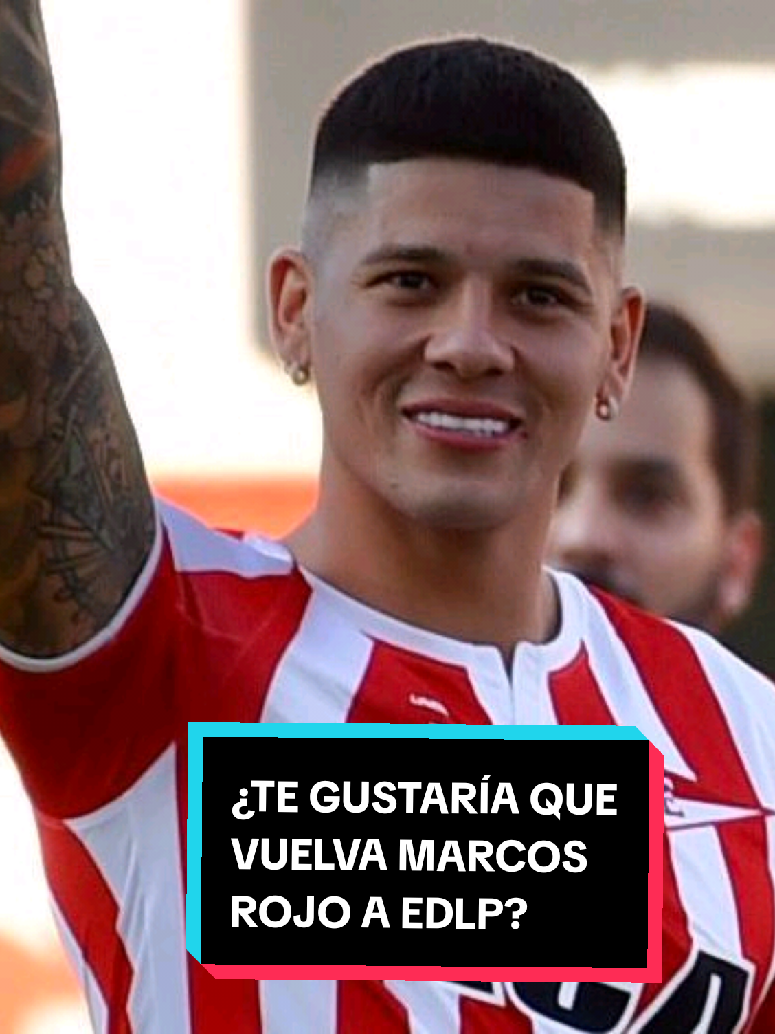 ¿TE GUSTARÍA QUE VUELVA MARCOS ROJO A EDLP? 🦁🤔 🎙Estuvimos presentes en la previa de Estudiantes frente a Huracán, donde le consultamos al hincha, si ven con buenos ojos la chance de que el defensor regrese al pincha. #estudiantes #estudiantesdelaplata #marcosrojo #edlp #laplata #pincha #futbolargentino 