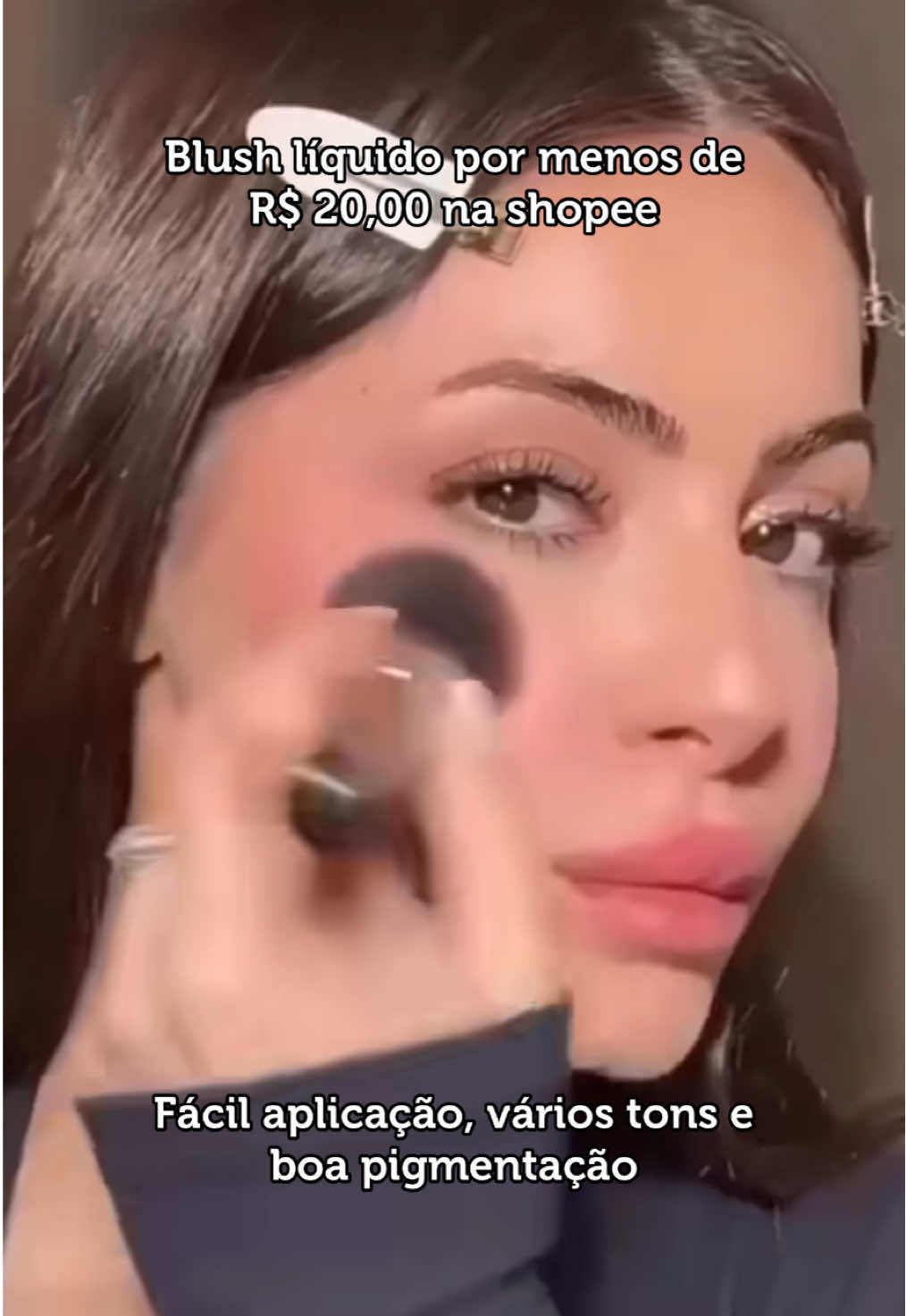 O blush que custou menos de R$20 e entrega mais do que muitos caríssimos! Textura leve, pigmentação linda e ainda dura horrores na pele Shopee, você fez tudo! 😍✨ Produto: blush líquido Lové Rain #blushliquido #achadinhodabeleza #makebarata #shopeebrasil #makeupviral #tiktokbrasil #dicasdebeleza #makeperfeita #maquiagembarata #testandoprodutos