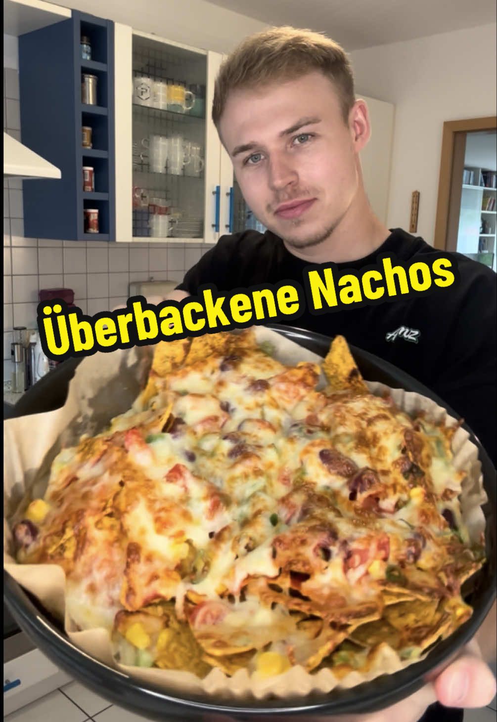 Überbackene Nachos aus dem Airfryer!😍schnelles Rezept! #nachos #airfryer #rezept  Zutaten: -Tortilla Chips -Mais -Rote Bohnen -Frühlingszwiebel -Tomaten -passierte Tomaten -Pizza Käse