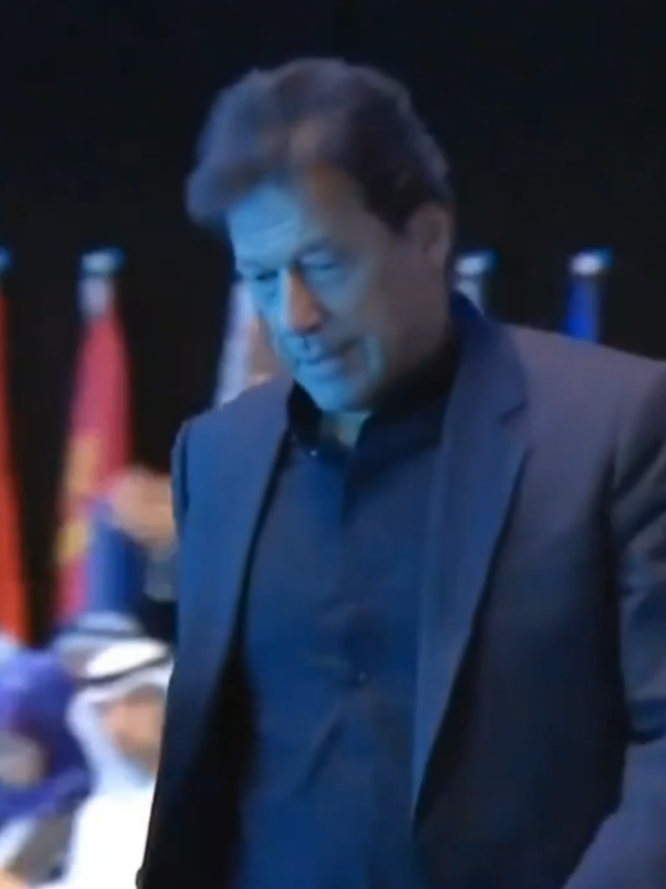 Imran Khan❤️👑#leader #imrankhan #imrankhanzindabad❤️🇵🇰🤗 #foryoupage #1M #trending #foryou 
