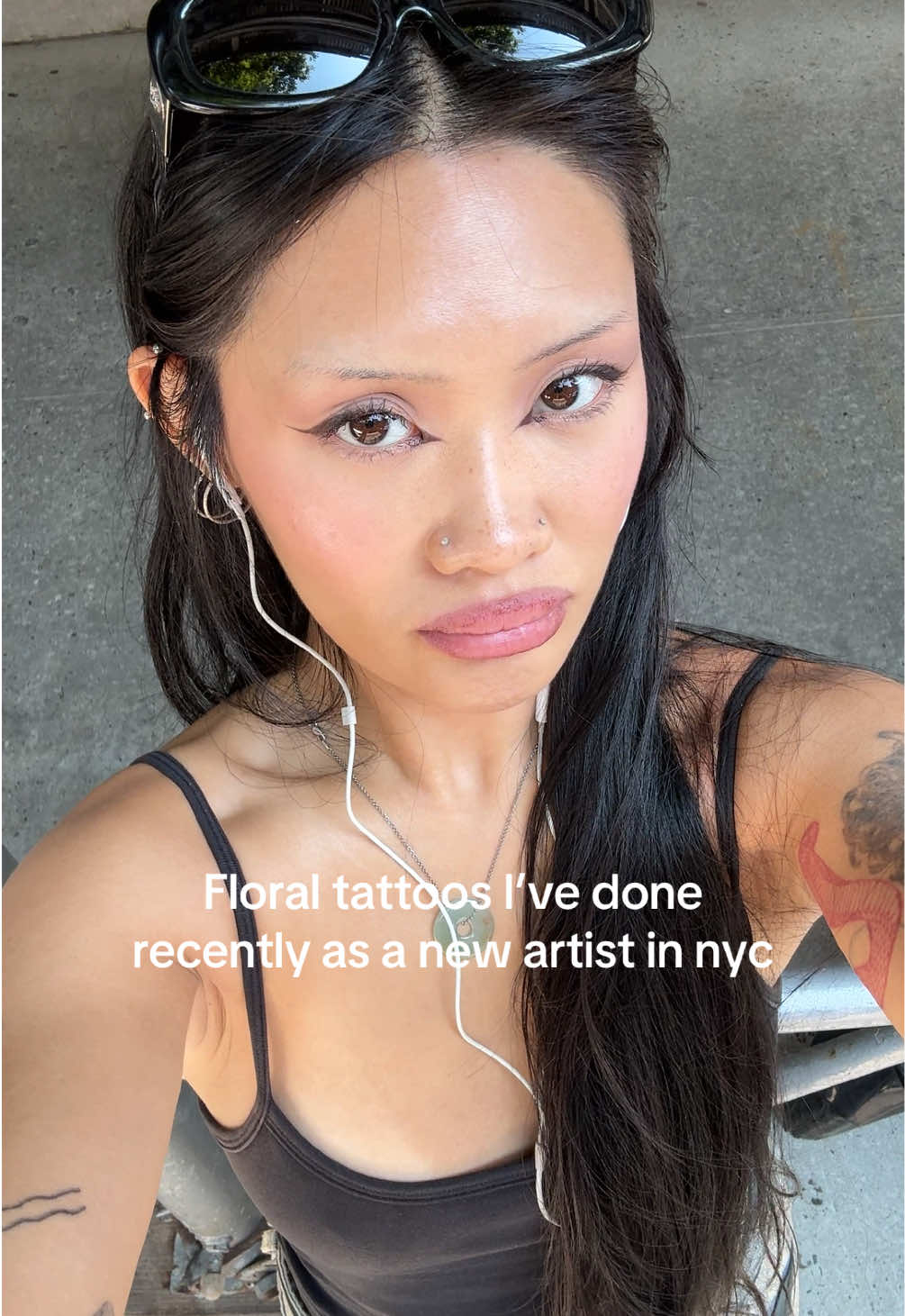 My most popular request!! All lines are freehanded/customized to your anatomy #floraltattoo #finelinetattoo #nyctattoo 