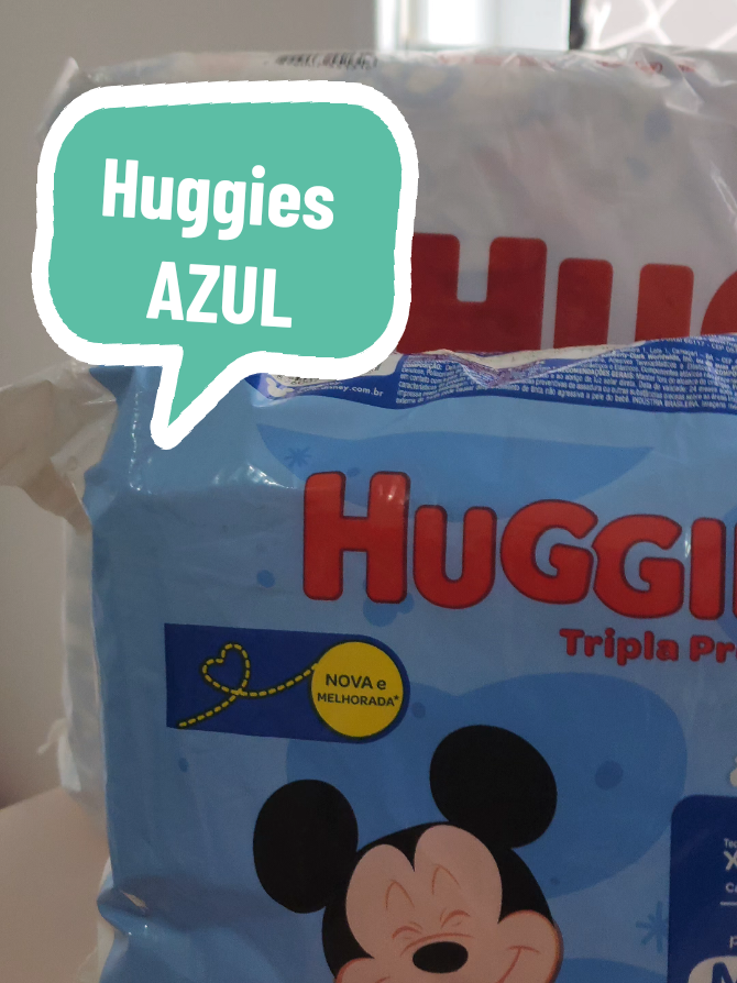 Teste de absorção da huggies azul #maternidade #fralda #huggies #triplaprotecao #rapidaabsorcao #bebes 