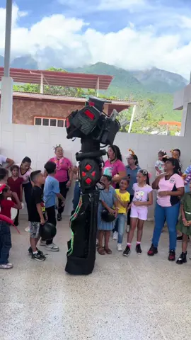 Las maestras también merecen disfrutar 😎#tik_tok #viral 