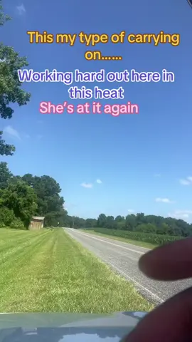 ###hypemeup #hypemeupchallenge #carryingyourlovewithme #linedance #trailer #trailride #heat #umbrellachallenge #followers😘thanku🙏🙏❤❤❤ #blessingsonblessings #blessedbeyondmeasure #heatwaves 
