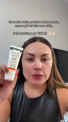 Toque seco, nada grudento e uma textura que parece skincare caro🤌🏻🥰 #protetorsolar #principia #tiktokshop 
