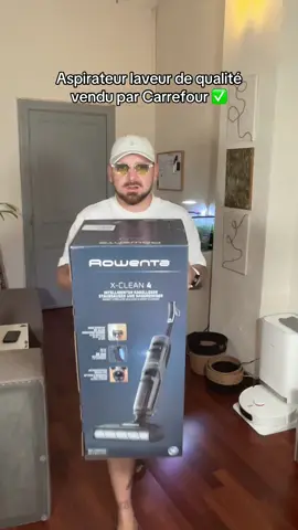 Aspirateur laveur, Rowenta X-clean 4 distribué par Carrefour disponible à l'achat en cliquant sur le panier orange en bas à gauche de la vidéo #aspirateurportable #TiktokShop #BonPlan #Tendance #pascher #aspirateur #propreter #nettoyage #OffrePourToi #AspirateurPortable #propreté #Puissant #Rowenta #aspirateurlaveur #Serpillière