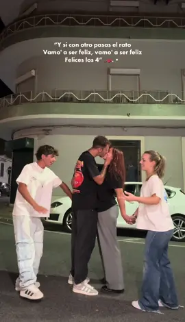 felices los 4… 💍😼  @Miguell00 @eskilinho4 @Carlota 