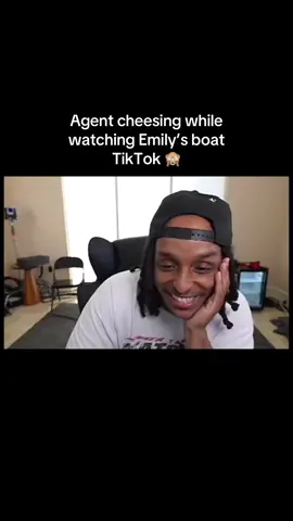 It’s so obvious 😂#agent00 #extraemily #emgent #fyp 