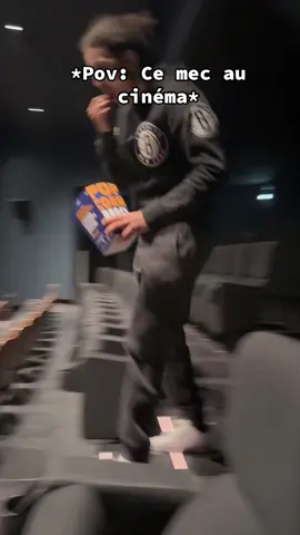 Pov: j’ai ramassé tout les pop corn