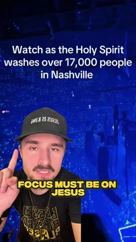 17,000 worship God in Nashville 