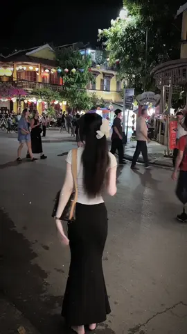 Cũng thành người dưng