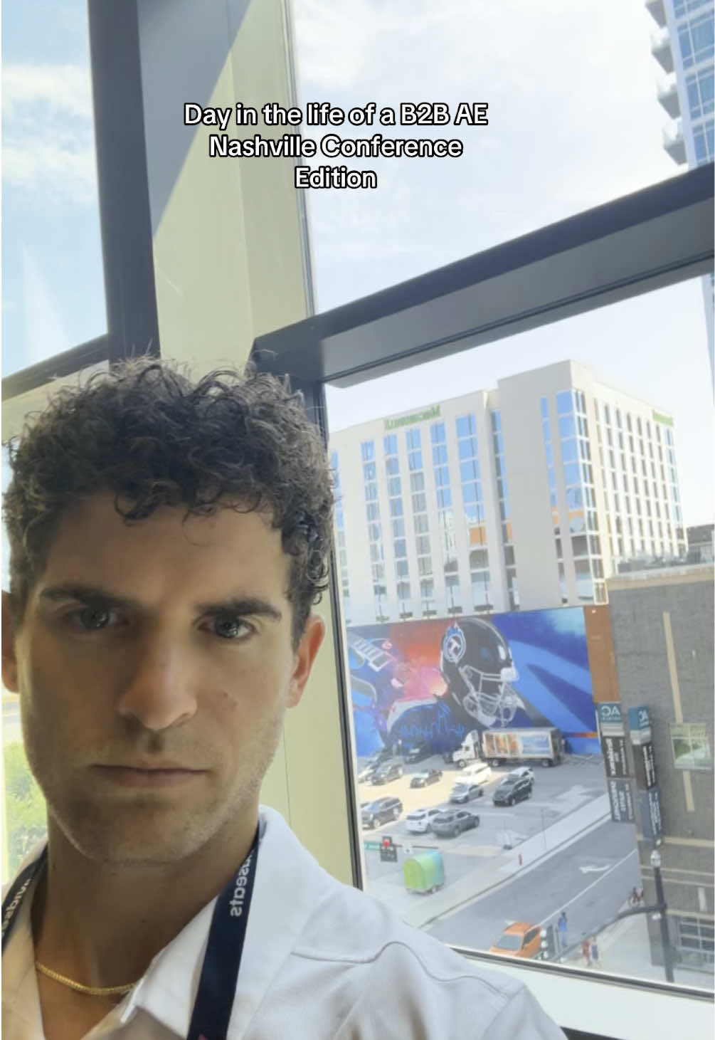 B2B sales man