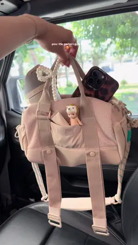 OBBSESSED @BAGSMART #fyp #fypシ #fypシ゚viral #bagsmart #gymbag #minigymbag #GymTok #beigeaesthetic #neutralaesthetic #aesthetic #purseessentials #whatsinmybag 