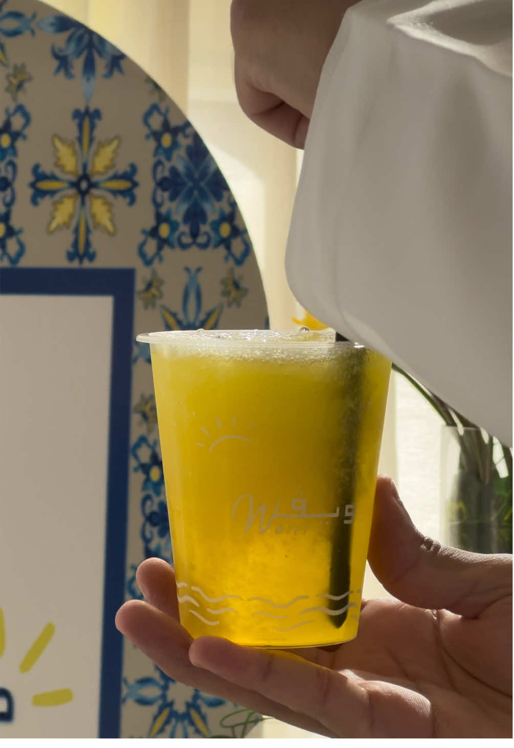 أجواءنا صيف.. ونكهتنا ليمون!🍋 تعالوا انتعشوا بصيف ويڤز 🍋🌊 #قهوة_ويڤز #ويفز_كافيه #قهاوي_الخرج #برج_الخرج #الخرج 