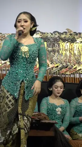 lilies karnalie Campursari new sekar gadung indonesia