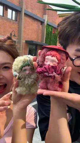 Hanna & Woody unboxing skullpanda plushies 😆#popmartus #popmartunboxing #popmarthost #woodyunboxing #skullpanda #skullpandalimpressionnisme #plushtoy 