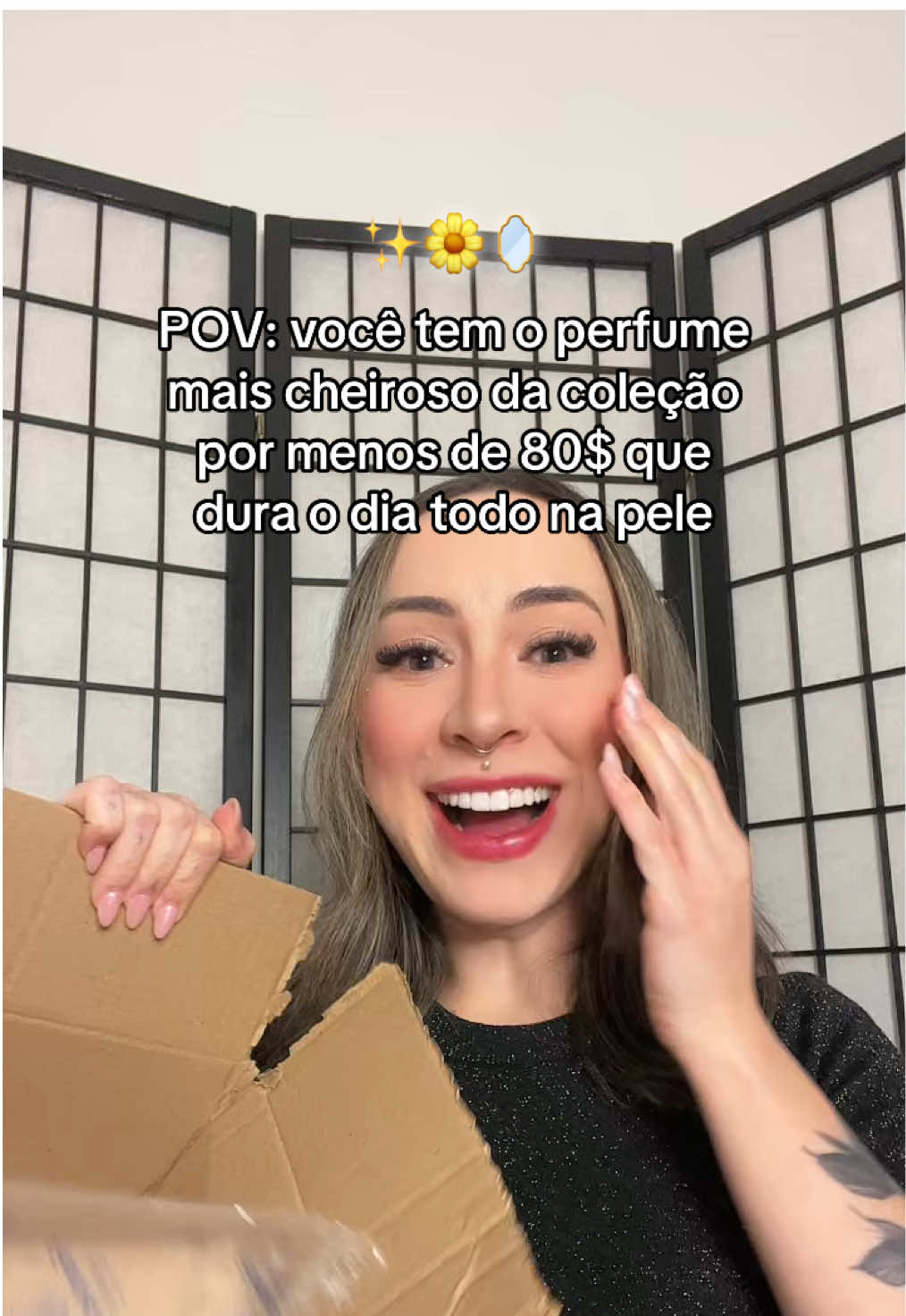 Eu tô viciada nesse cheirinho 🌼✨🤎 #tiktokshop #oferta #promocaotiktok #mulherescheirosas #perfumes #bodysplash 