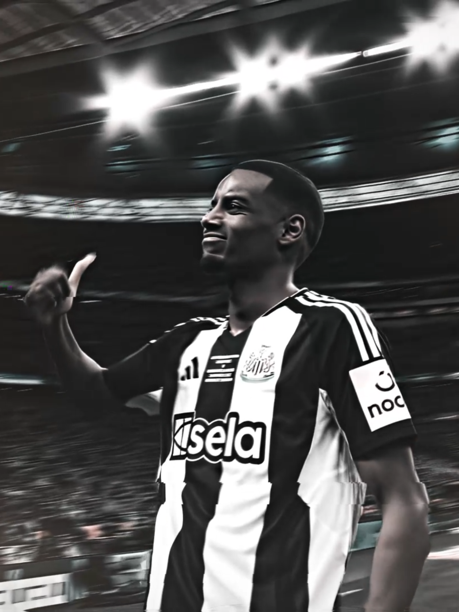 ANFIELD BOUND // PAYHIP in bio - AM // Will Isak actually go to liverpool??// #edit #football #viral #fyp #ae #liverpool #isak #transfer
