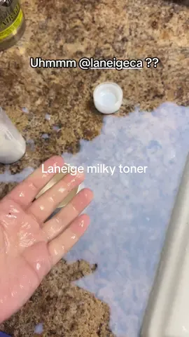 *BEWARE* Is this a joke lol? Lid came right off when I was using it and lost all of the product🥹😞🤐 @LANEIGE Malaysia @laneige_us @LANEIGE THAILAND @laneigeca #milkytoner #skincare #skin #skintok #skincaretips 