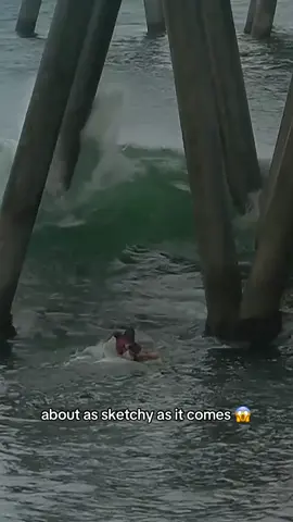 Chloe surviving the HB pier 🙏🏽 #longboard #huntingtonbeach #pier #california #hbpier 