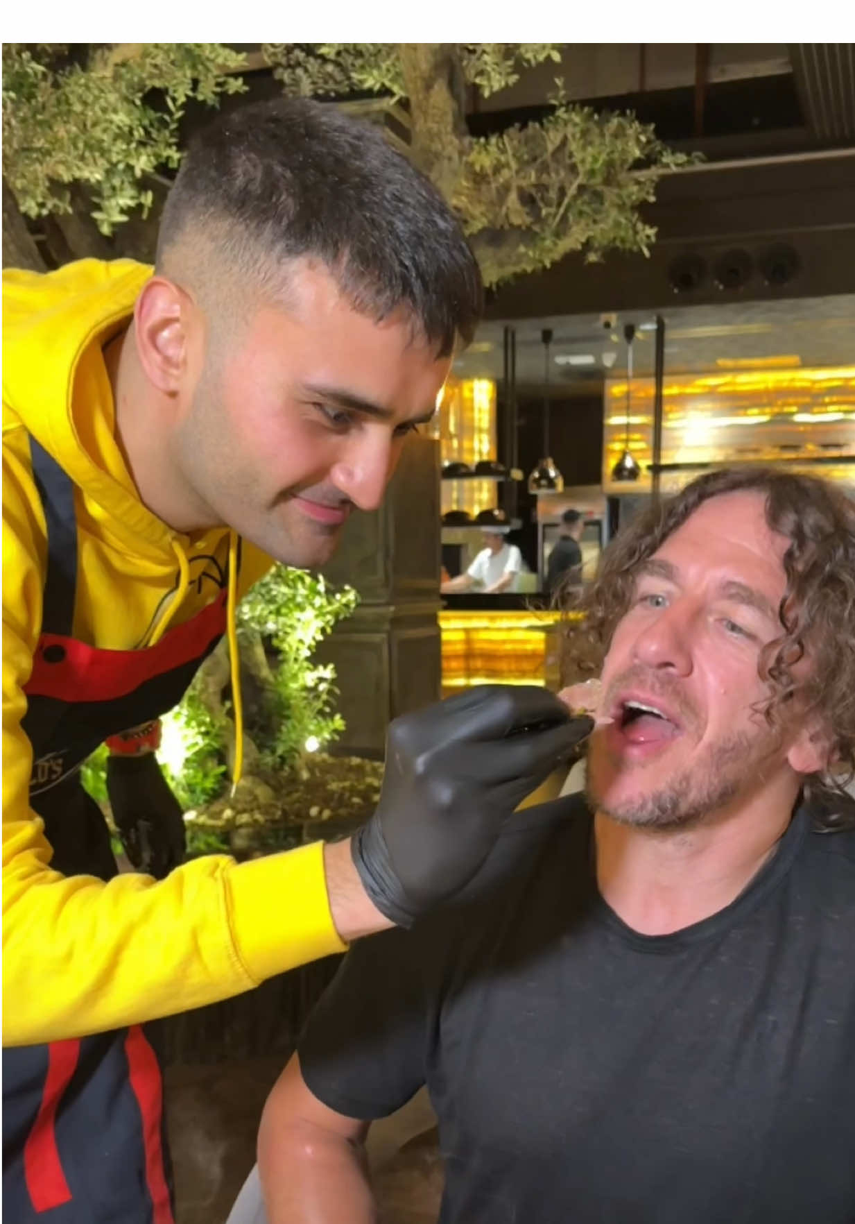 Welcome to Istanbul Czn Burak vs Puyol😍