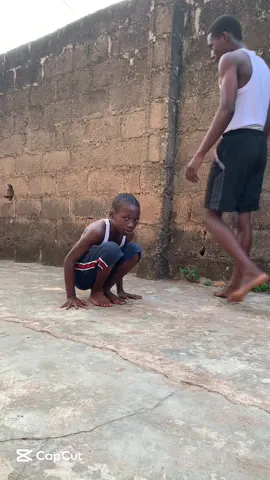 PART 2 | Calisthenics combo :L sit to Handstand push-ups #calisthenics #calisthenicskills #calistenia #bodyweight #GymTok #handstand #fyp #lsit #calisthenicscombo #combo #phonk #motivation #calisthicsworkout 