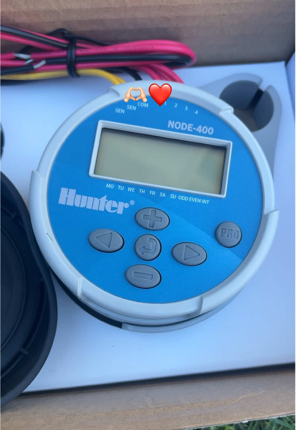 Cu mult dragoste se montează fiecare element...❤️#irrigation #❤️ #gazon #hunterirrigation #viral #fy #foryou #decoration 