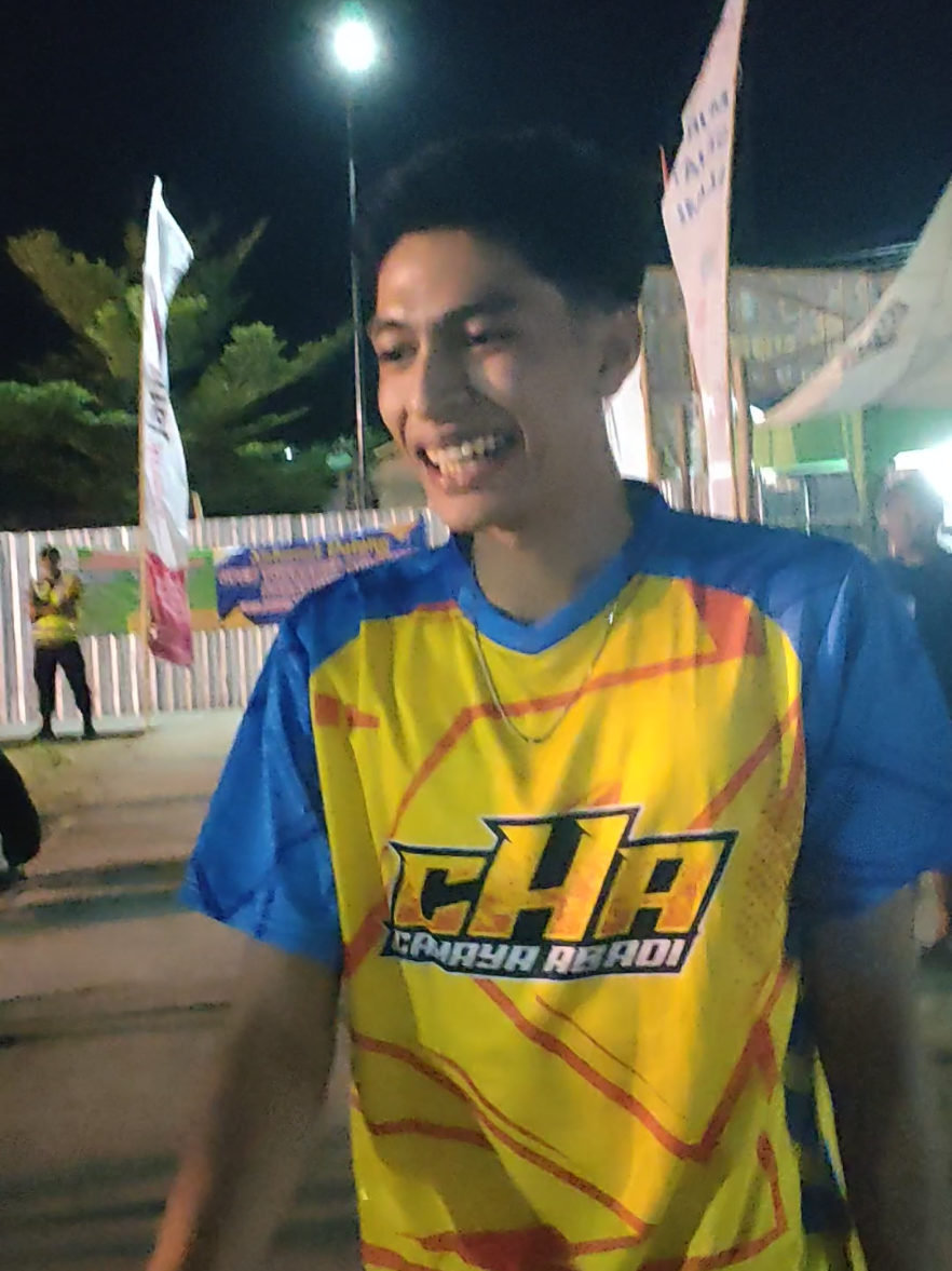 iki bocah e sing di buru emak² muda 😁 @kevinnikoff  #upinipintulungagung🇬🇧 #kevinnikof #ruza #cakbenjoel #komentatorvoli #viralvideo #volitarkam #tarkamvoli #volingawi #volijatim #voliasik #voliindo 