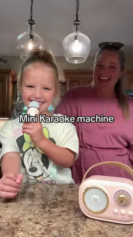 My baby is a super star ⭐️ #minikaraoke #minikaraokemachine #karaoketiktok #karaoke #kidstoys #kidstoy #kidstoyunboxing #portablekaraoke #portablekaraokespeaker #mom #momtok #sahm #betterbenice 