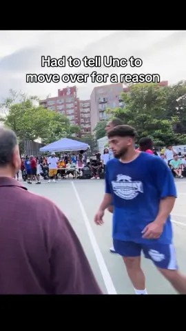 Had to show out after asking if he can move out the way 🤣 #basketball #camera #fyp #fypシ #buzzerbeater 