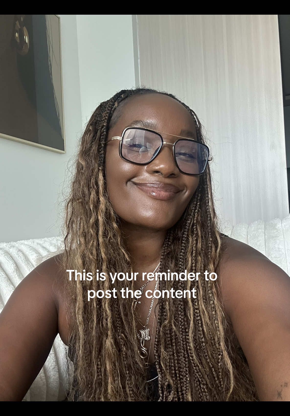 My vacation ended days ago. But I have weeks worth of content and that’s exactly what my 1000 followers are going to see. Post the content bookie 