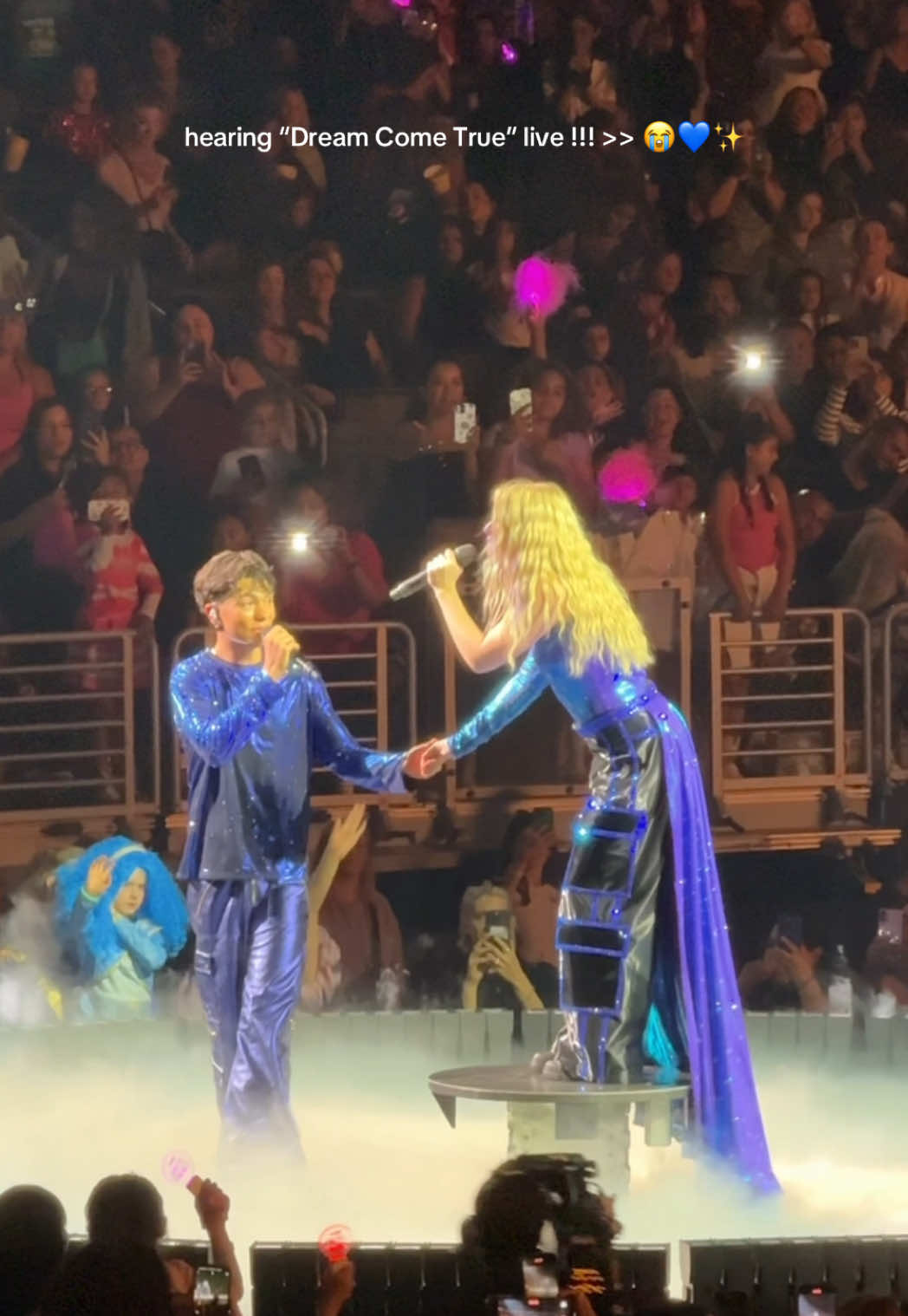 SOBBING OMG hearing “Dream Come True” live healed something in me i think 😭✨✨ @Disney Concerts @Disney Music @Radio Disney @disneyzombies #dzworldscollidetour #dreamcometrue #malachibarton #freyaskye 