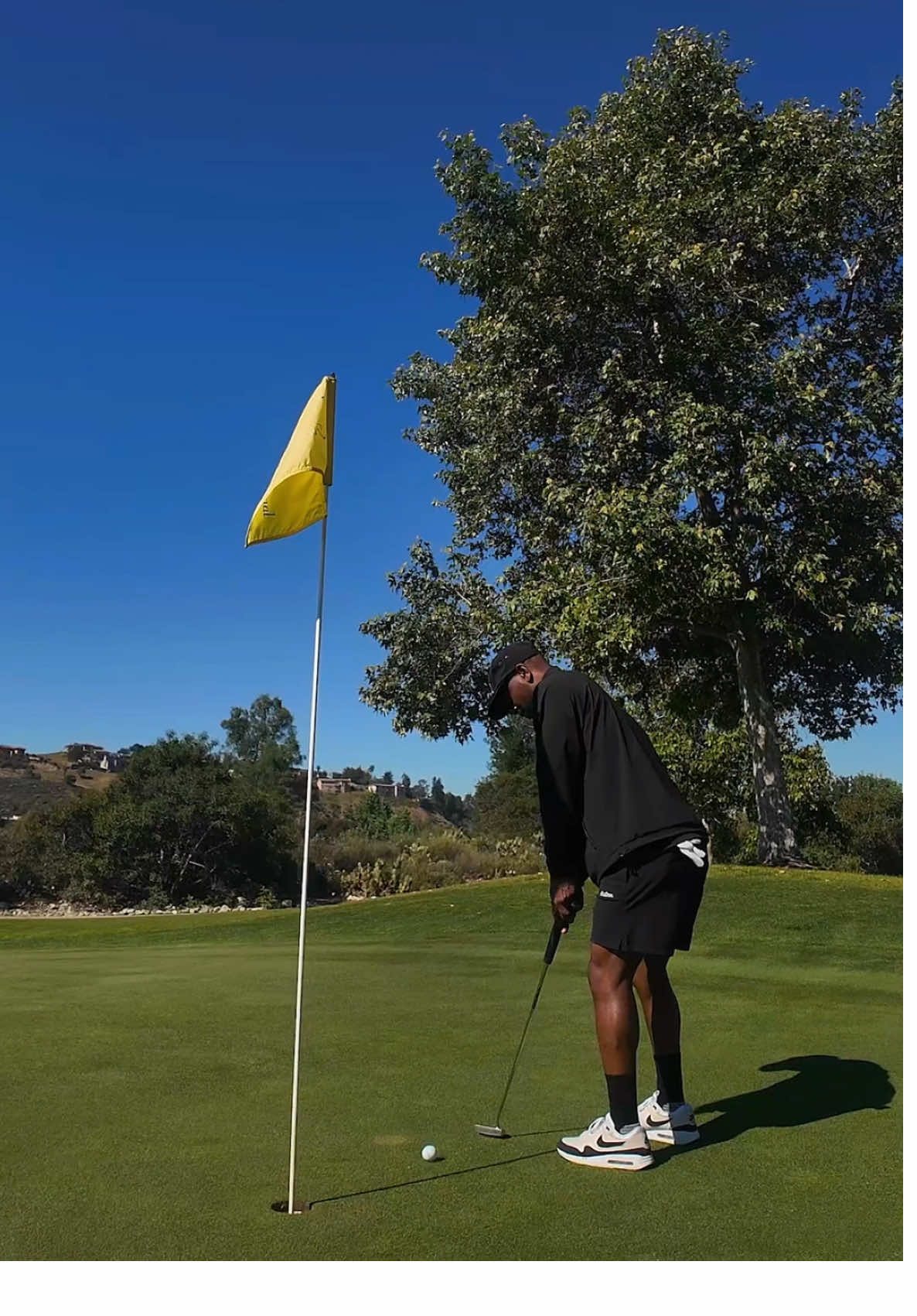 To love golf