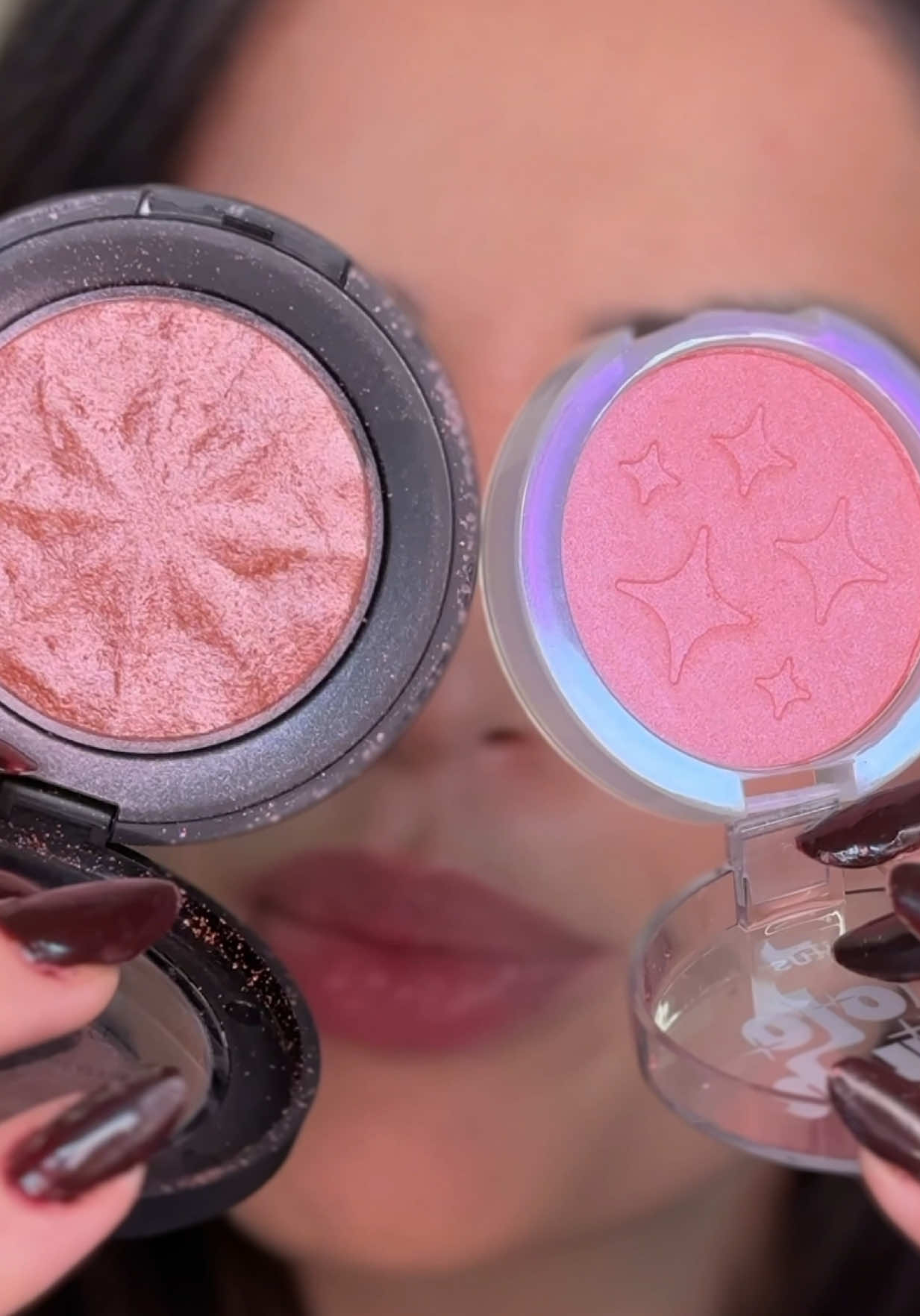 @Dailus vrs @bareMinerals cor holo rose da Dailus e o Mauve Hlow da Bare  #blush #makeup #maquiagemtiktok #truquesdemaquiagem #dicasdebeleza 