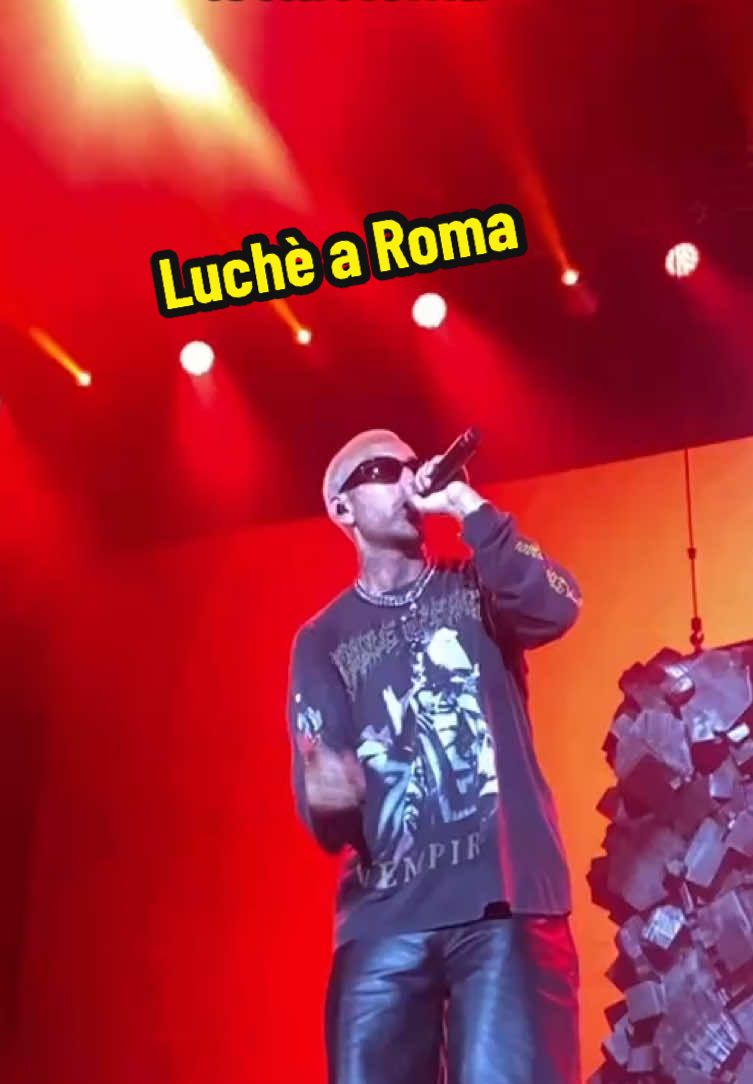 Luchè canta Ti amo al Rock in Roma 💔 @Luchè #davedere #concerts #luche 