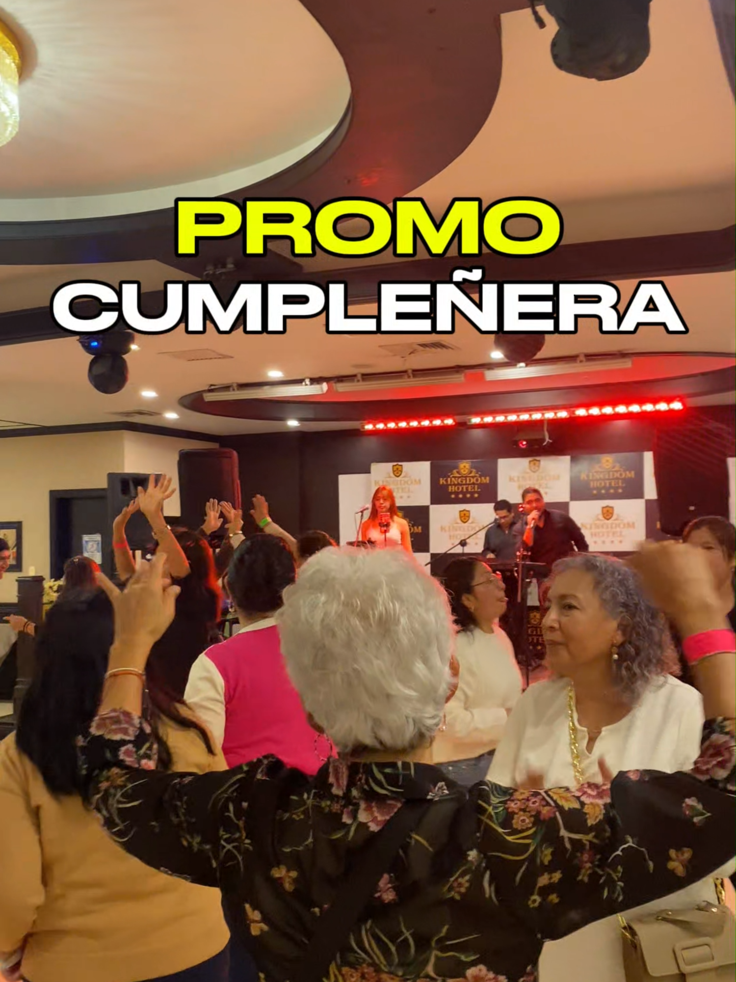 Entrada libre por tu cumpleaños 🥳🍽️  (Recuerda hacer tu reserva para que se aplique la promoción con la cantidad de personas corecta) ▸ Solicita más info al: 982 041 550 ▸ Altura de la cdra. 17 de la Av. Arenales, al frente del banco de la nación, en el 2.º piso del Hotel Kingdom – Lince ▸ Incluye estacionamiento de gratuito (sujeto a disponibilidad) › El buffet varía todos los días, al igual que las presentaciones de las comidas. ▸Únete a nuestra comunidad con el link en nuestro perfil. ▸ Horario: 12:30 pm a 4:00  pm (última reposición hasta las 3:00 pm) todos los días. ▸El precio del buffet cubre entradas, platos de fondo, postres y parrilla. Las bebidas no están incluidas. De lunes a jueves, cuesta S/55 por persona y S/35 para niños de 5 a 9 años; mientras que de viernes a domingo, el precio es S/72 por persona y S/36 para niños de 5 a 9 años. (El precio cambia los días feriados) ¡Comparte este video! O ¡Guárdalo para que no se olvide! 🏷️ buffet ilimitado, buffet lima, lima, perú, comida criolla, comida peruana, ceviche, makis, comida oriental, chifa, postres, buffet centro de lima, restaurantes, comida ilimitada, buffet kingdom, almuerzo buffet, buffet criollo, planes lima, points lima #buffet #almuerzobuffet #buffetkingdom #buffetbailable #buffetcriolloperuano