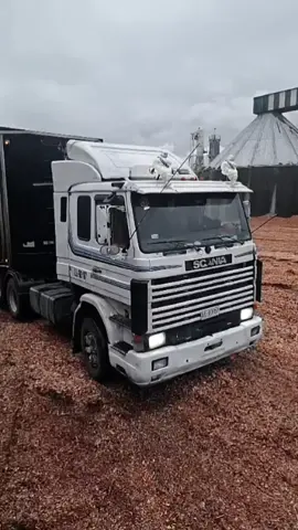 Un día de trabajo con lluvia en el maldito 🥰#chile #camioneroschileno🇨🇱🇨🇱🇨🇱🇨🇱 