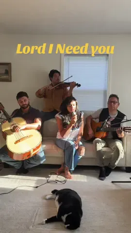 Lord we need you more then ever. 🙏🏽 . . . . . . #mariachiworship #worship #mariachi #ispeakjesus #fyp #trending #GodIsWithUs 