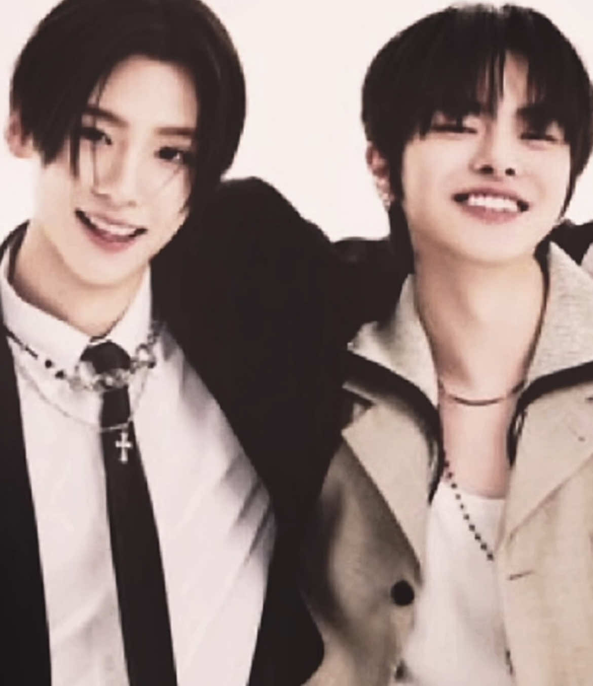sangwon: when i heard leo hyung proposed that to me.. i thought « ah hyung want to debut with me too.. like always.. » please let them debut together :(( 🩷 #boys2planet #boysplanet2 #leeleo #leesangwon #leowon #traineea #mnet #fyp #viral  I hope u’ll forgive me for my oversight in the text, which I only noticed after I posted it 😭😭🤞