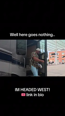 Well… never been west before #comedy #standup #standupcomedy #arizona #colorado #utah #idaho #washington #montana #wyoming #southdakota #nebraska 