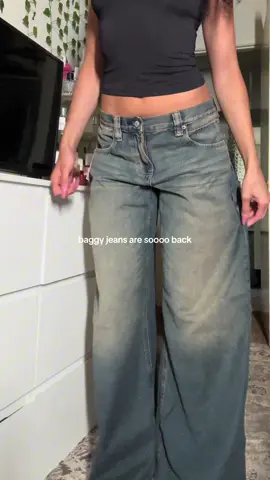 no cuz @pacsun ate downnnnn with these jeans #pacsunsuperbrandday 