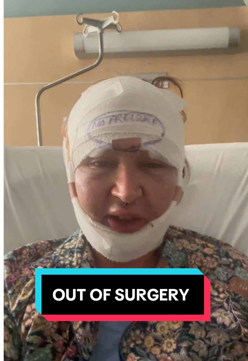 hi everyone just letting you know a facial feminisation surgery went well the last two days have been really difficult but my bandage comes off today and I’m going home tomorrow I just want to say thank you so much for all the amazing comment from all of you keeping me company in the middle of the night thank you guys. #fyp #foryou #foryoupage #transgender #transition #mtf #facialfeminization 