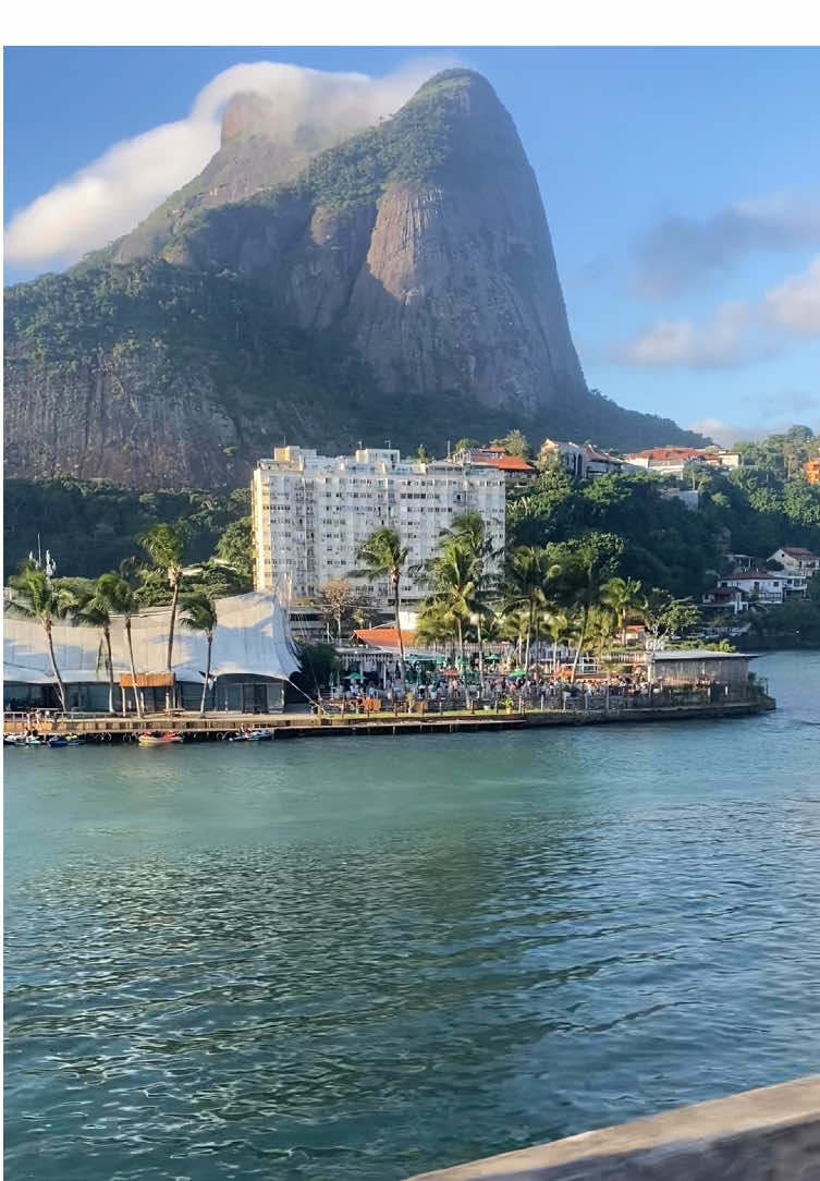 🏝️.             #viagemdemoto #joa #barra #riodejaneiro #filiperet #novafiliperet 