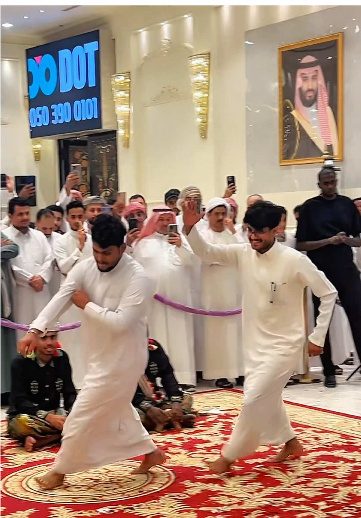 #لا_أملك_أعداء_حقيقيون_كل_أعدائي_معجبون #رائد_العوبثاني_عم_المجال_كله🦅 #رائد_الفن #حضارم_ماشي_كمانا #هبيش_هبيش_شرح_ياهل_الشرح👏👏 #السعوديه_الامارات_البحرين_الكويت_عمان_اليمن #اكسبلورررررررررررررررررررر♡♡ 
