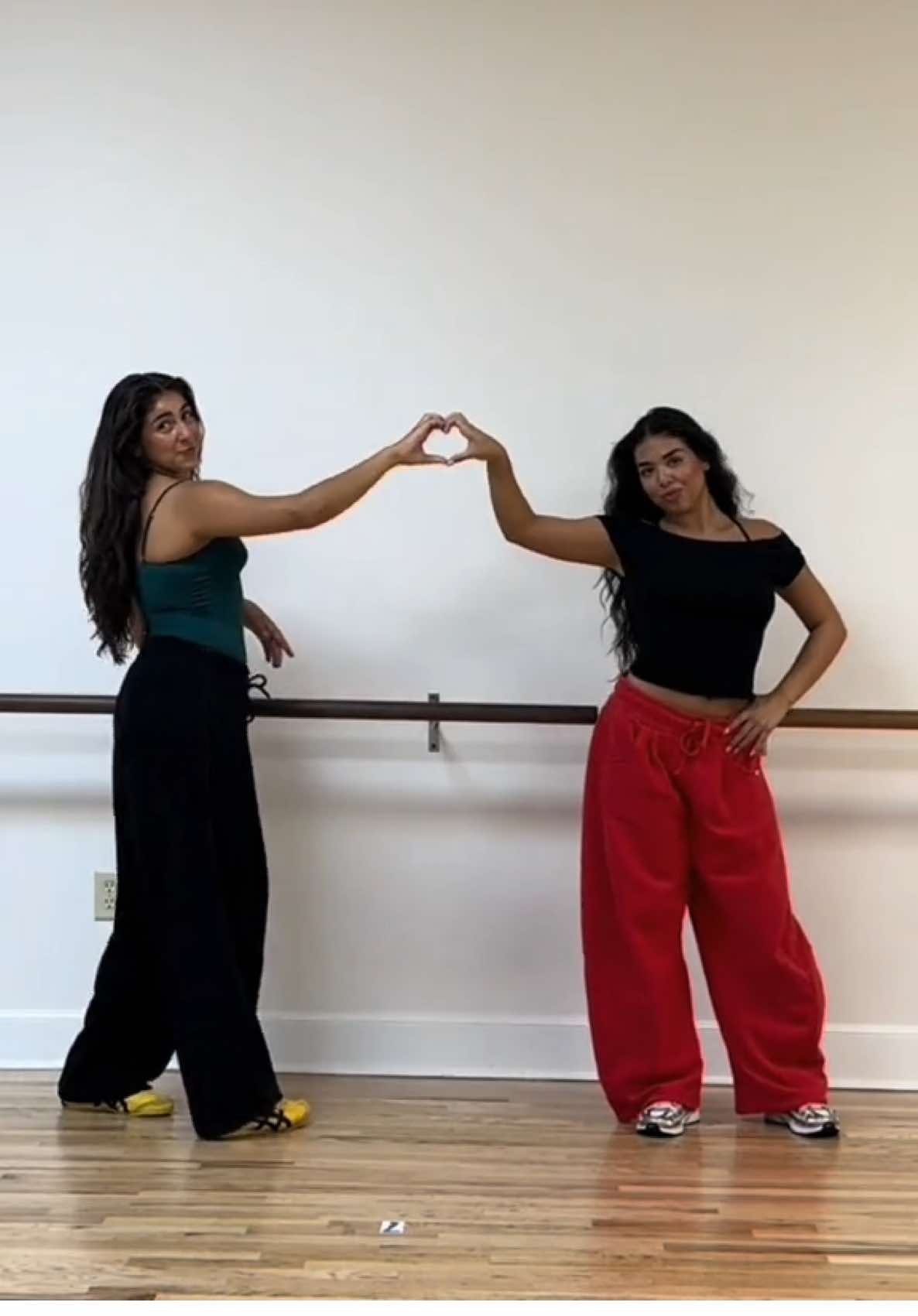 This sound makes me so emo… some of my favorite moments and people. These girls are my sisters and I just know this year will be special. ♥️ #CapCut 