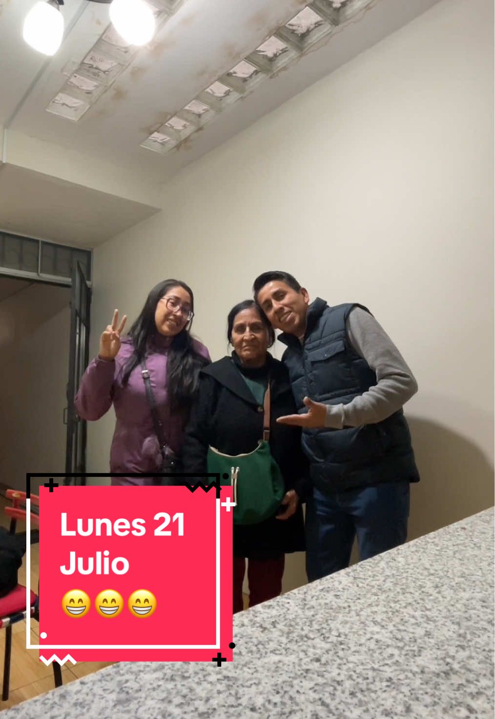 LUNES 21 DE JULIO 😁😁😁 Llevé a mamá, visité a la hermanita, limpiamos, almorzamos y volví con sopita para mi chinita. #familiasotoquispe #reciencasados #matrimonio #vidadeesposos #esposos 